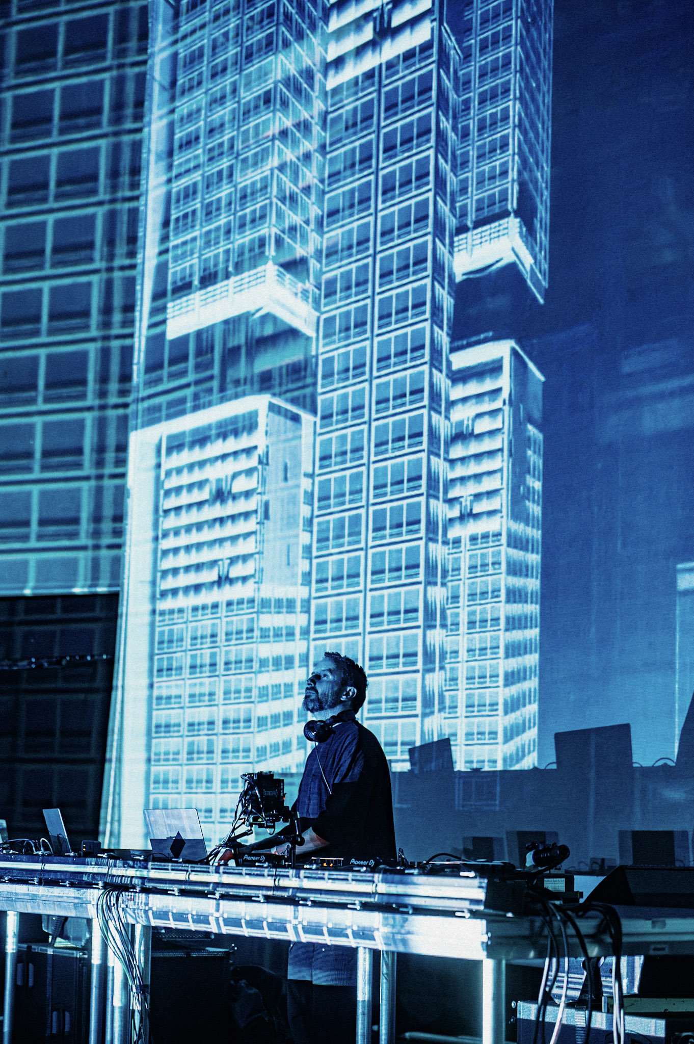 Max Cooper live show